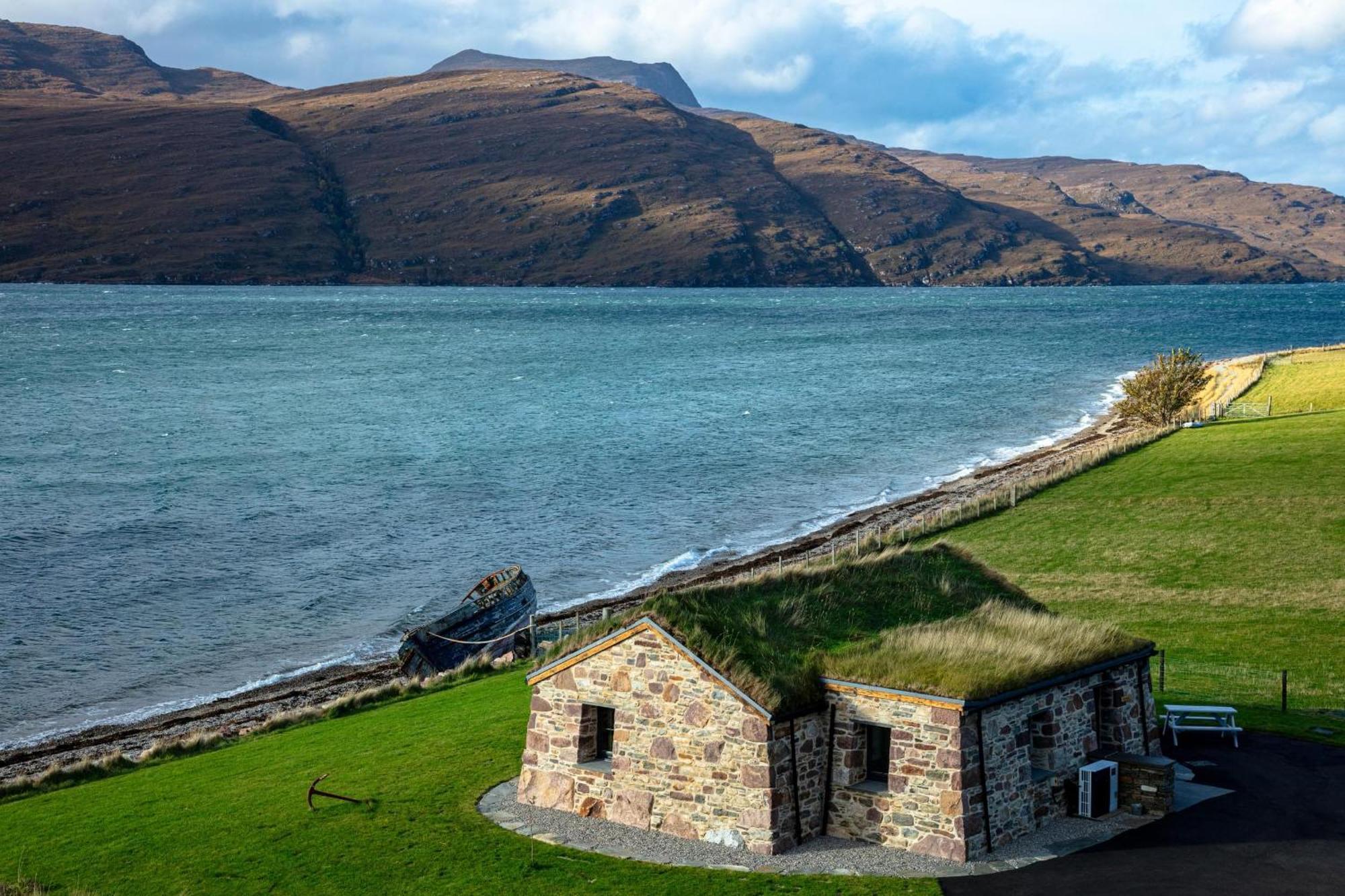 The Wreck - Lochside Cottage Dog Friendly Ullapool Bagian luar foto